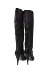 Geschnürte Stiefel