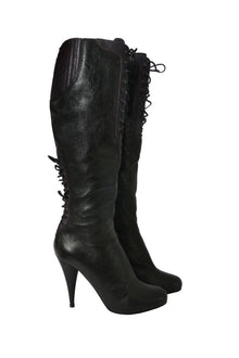  Geschnürte Stiefel